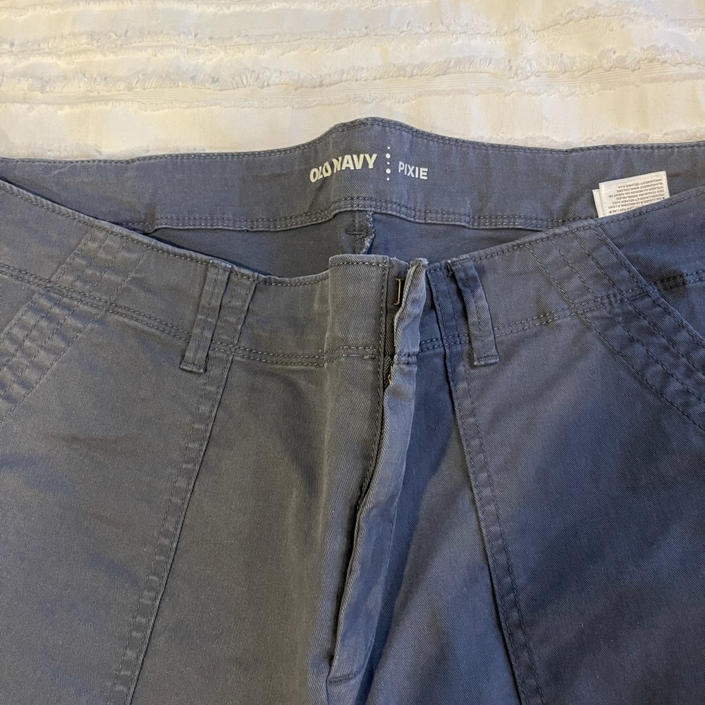 Dark grey pixie pants